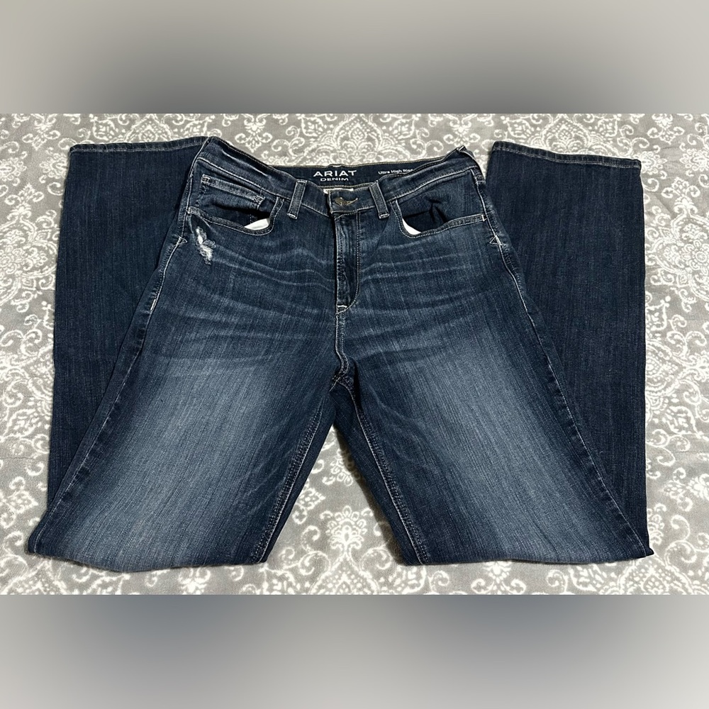 Ariat Women’s Jeans Size 30Long = Sz10 35 Inch Inseam Ultra High Rise RelaxedLeg